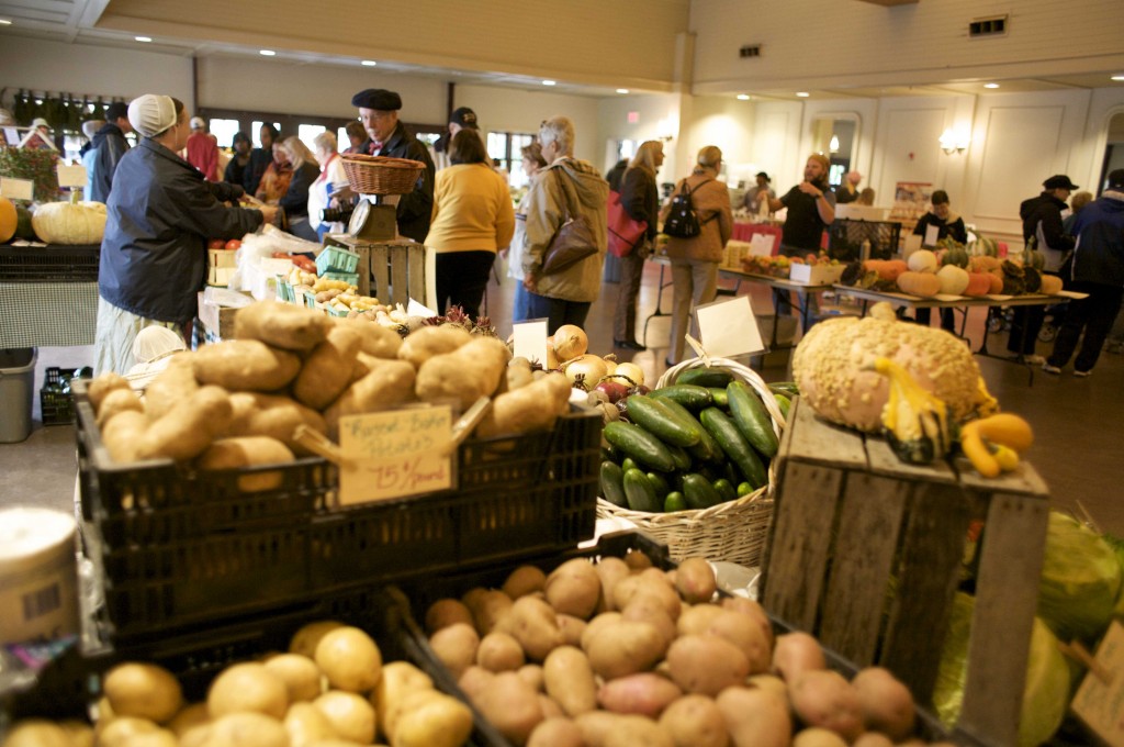 Fall Farmers Market at Greenfield Village - Photo by Michelle Andonian, Michelle Andonian Photography