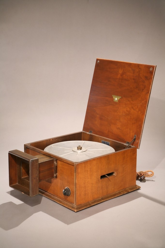 hollis baird tv disk Hollis Baird TV Disk