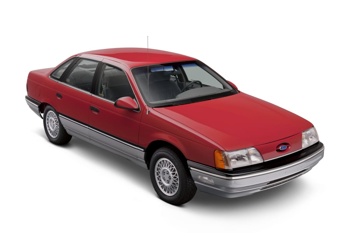 1986 Ford Taurus LX Sedan Red and silver car