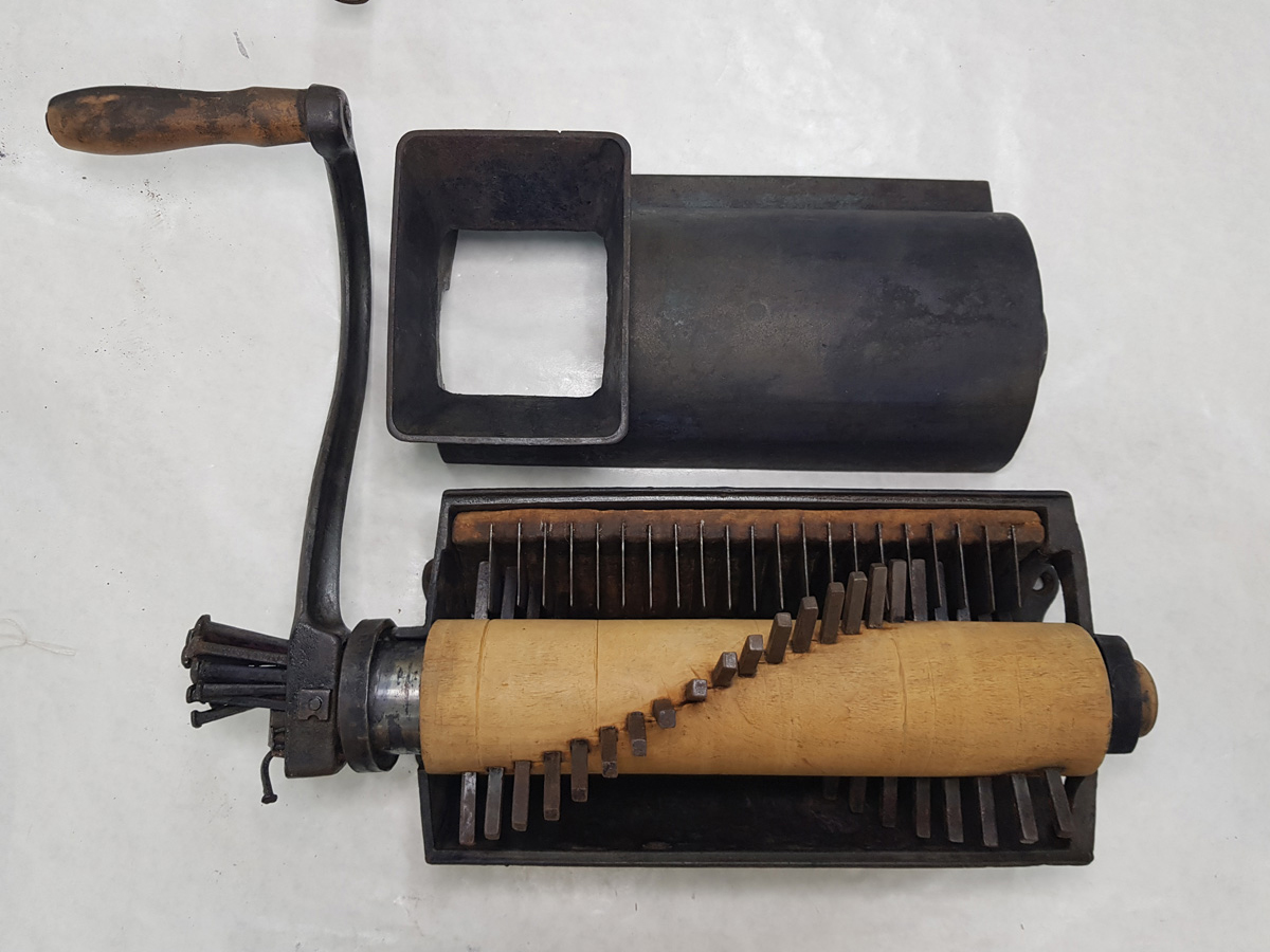 Corn-grinder-35.677 corn grinder post cleaning