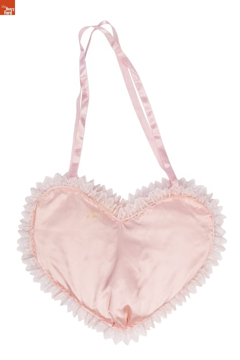 Bag, Used by Maritza Garza at her Quinceanera, 1992