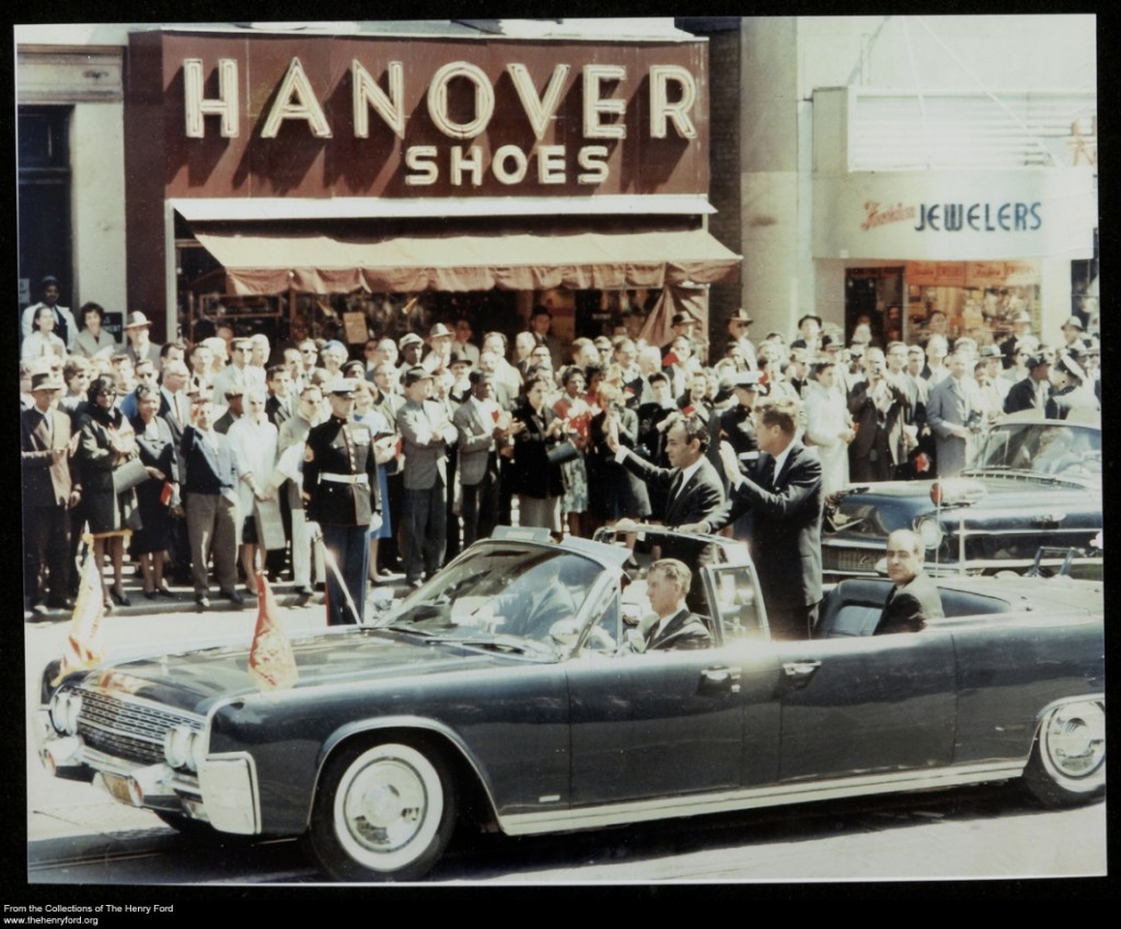 President John F. Kennedy and King Hassan II of Morocco ride through Washington, D.C., March 1963. (2011.241.14.38)