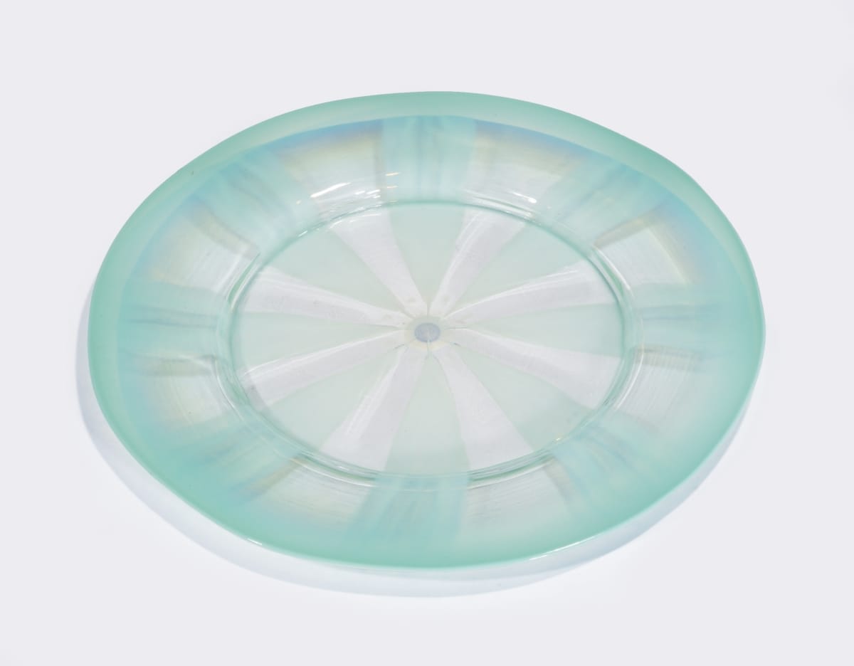 Favrile Plate, 1918-1924 Clear glass plate with radial pattern of sea green and transparent color