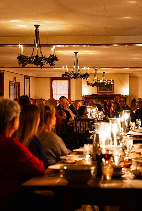 Holiday Nights in Eagle Tavern