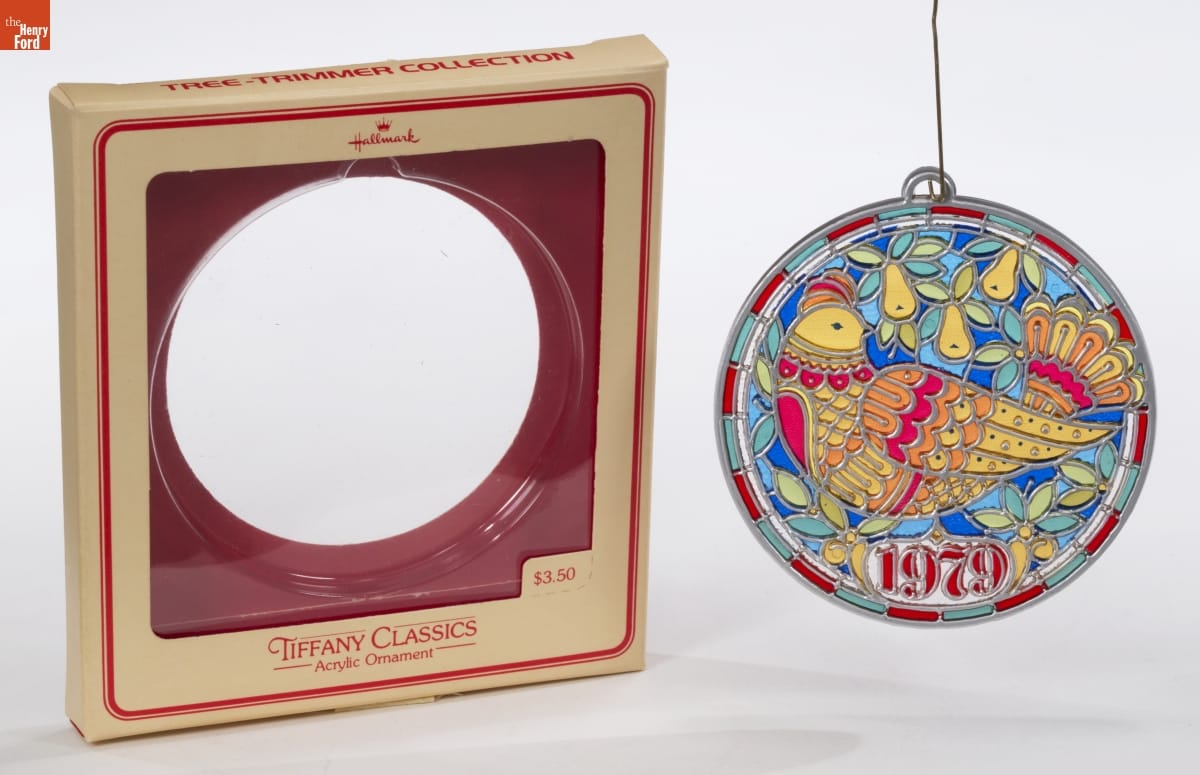 Tiffany Classic ornament Tiffany Classic ornament